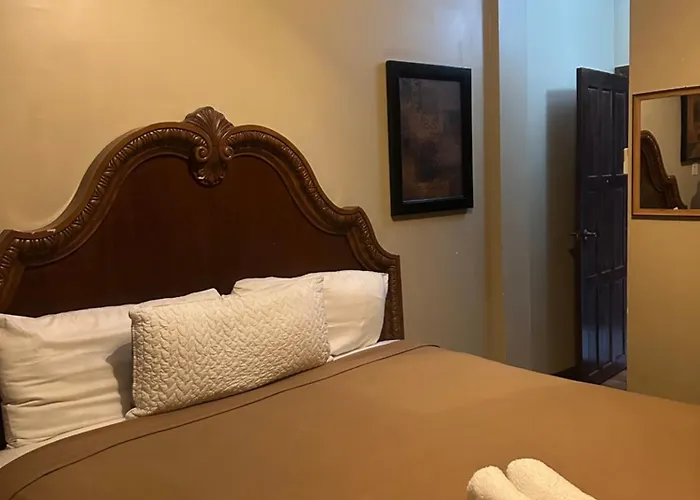 Royal Blue & Golf Cart 3* San Pedro (Ambergris Caye)