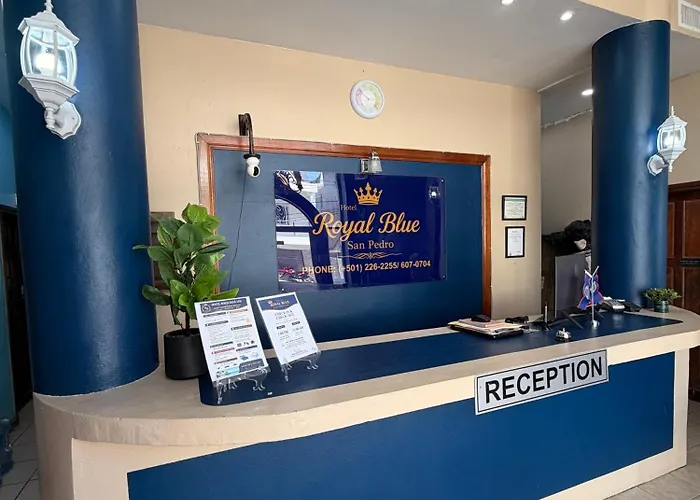 Royal Blue&golf Cart Hotel San Pedro (Ambergris Caye)