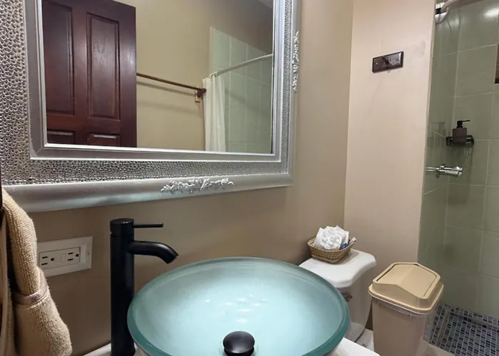 Royal Blue&golf Cart Hotel San Pedro (Ambergris Caye)