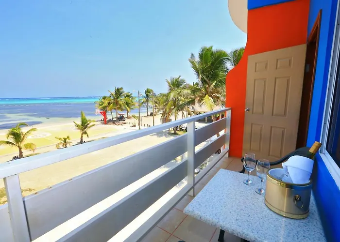 Hotel Royal Blue & Golf Cart 3*