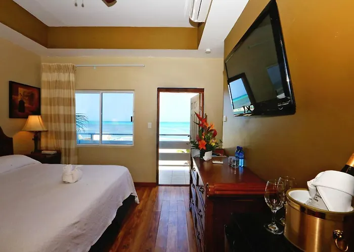 Hotel Royal Blue & Golf Cart 3*