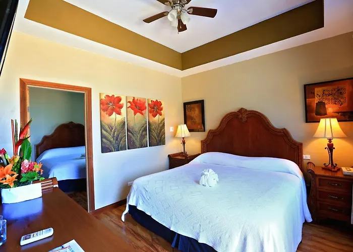 Royal Blue & Golf Cart Hotel 3*